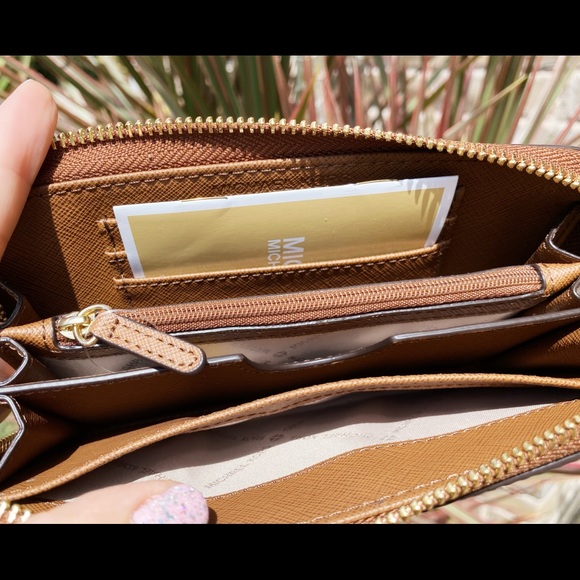 Michael kors jet set travel wallet luggage leather - Picture 5 of 5